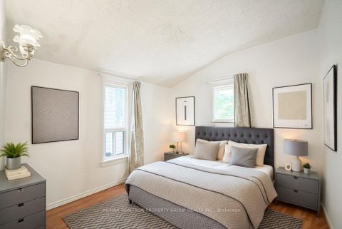 Photo 13 at 141 Gerrard Street E, Moss Park, Toronto