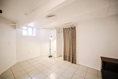 Photo 31 at 141 Gerrard Street E, Moss Park, Toronto