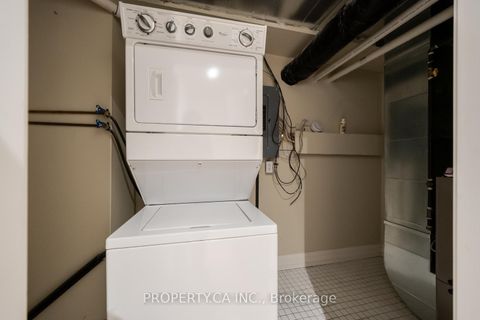 Photo 11 at 1 - 473 Dupont Street, Annex, Toronto