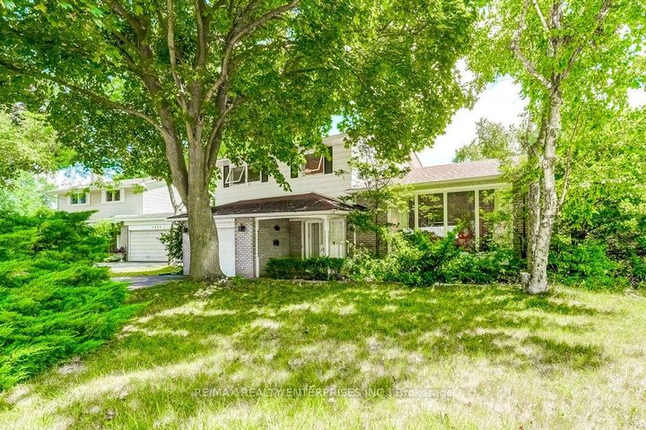 Photo 3 at 1231 Kingsmead Crescent, FA Falgarwood, Oakville