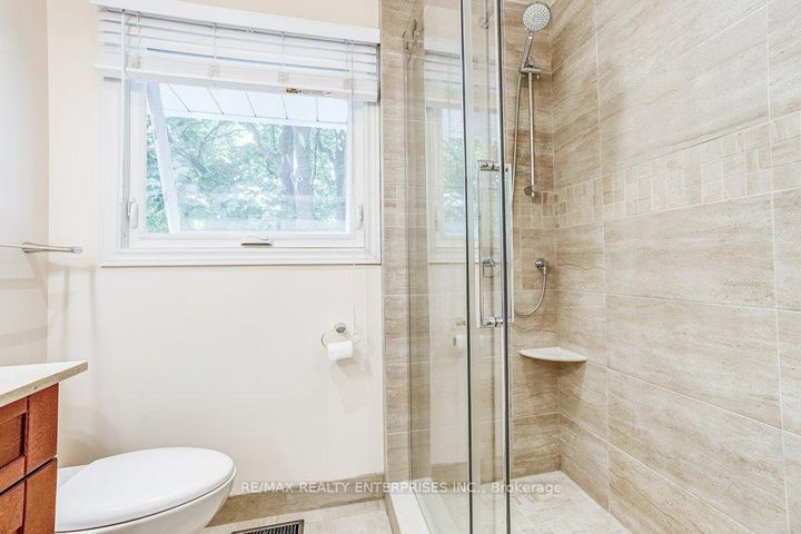 Photo 33 at 1231 Kingsmead Crescent, FA Falgarwood, Oakville