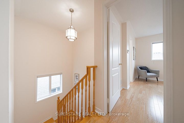 Photo 14 at 9 Weatherill Road, Berczy, Markham