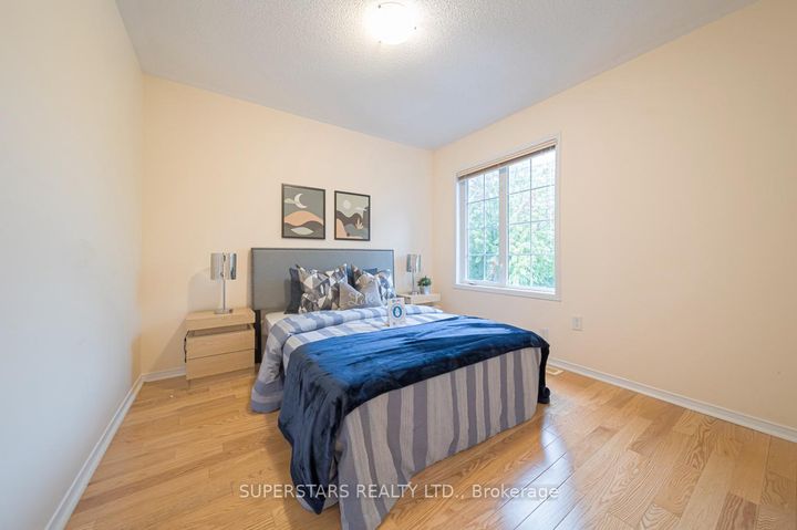 Photo 20 at 9 Weatherill Road, Berczy, Markham