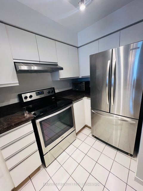 Photo 16 at 2206 - 18 HILLCREST Avenue, Willowdale East, Toronto