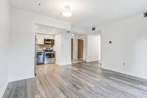 Photo 8 at 308 - 102 Bronte Road, BR Bronte, Oakville