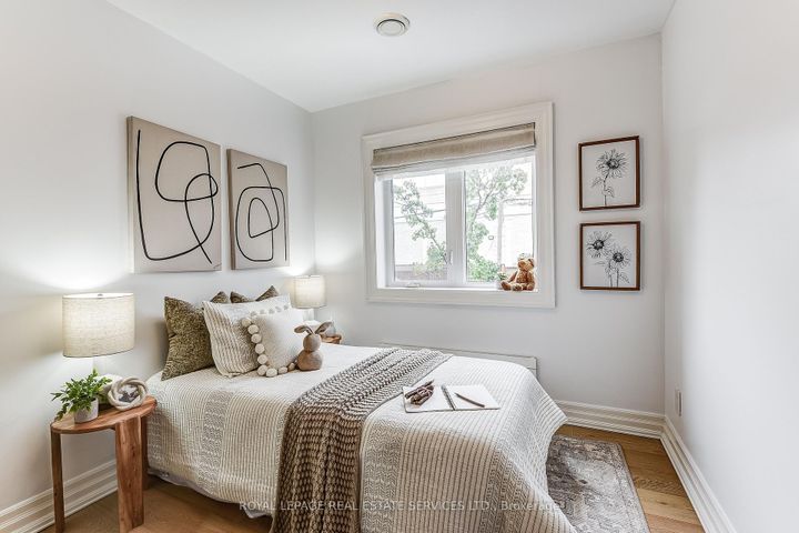Photo 30 at 16 Larkin Avenue, Swansea, Toronto