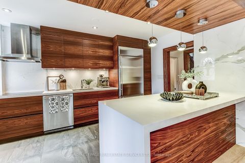 Photo 15 at 16 Larkin Avenue, Swansea, Toronto