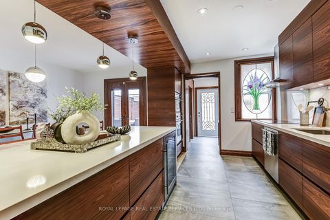 Photo 16 at 16 Larkin Avenue, Swansea, Toronto