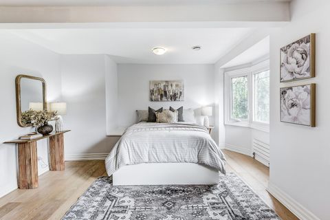 Photo 26 at 16 Larkin Avenue, Swansea, Toronto