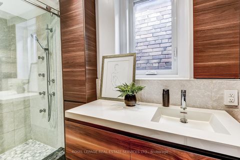 Photo 29 at 16 Larkin Avenue, Swansea, Toronto