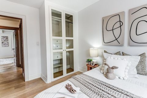 Photo 31 at 16 Larkin Avenue, Swansea, Toronto