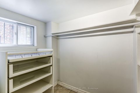 Photo 35 at 16 Larkin Avenue, Swansea, Toronto