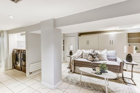 Photo 41 at 16 Larkin Avenue, Swansea, Toronto