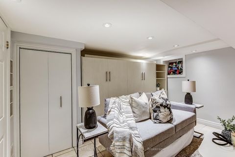 Photo 42 at 16 Larkin Avenue, Swansea, Toronto