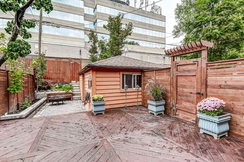 Photo 44 at 16 Larkin Avenue, Swansea, Toronto