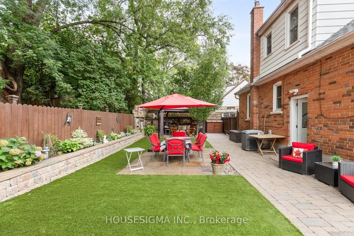 Photo 26 at 129 Edgecroft Road, Queensway, Toronto