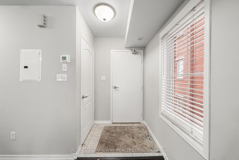 Photo 11 at 3 - 2551 Sixth Line, RO River Oaks, Oakville