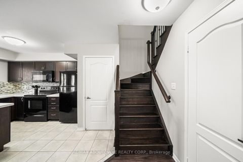 Photo 14 at 3 - 2551 Sixth Line, RO River Oaks, Oakville