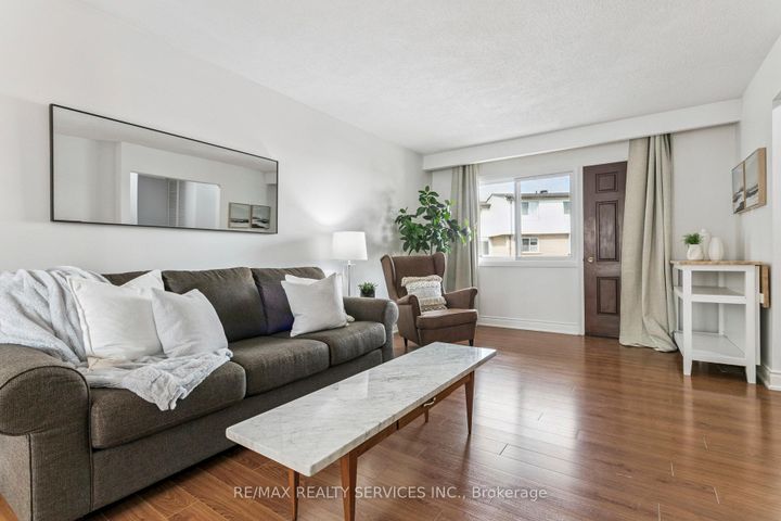 Photo 7 at 112 - 3175 Kirwin Avenue, Cooksville, Mississauga