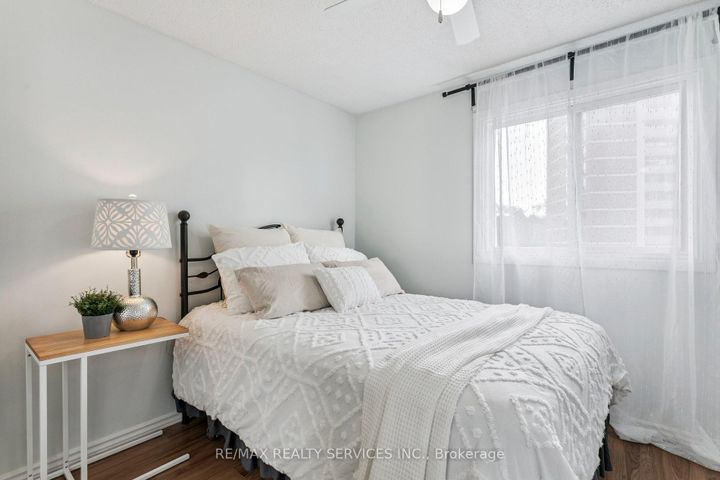 Photo 17 at 112 - 3175 Kirwin Avenue, Cooksville, Mississauga