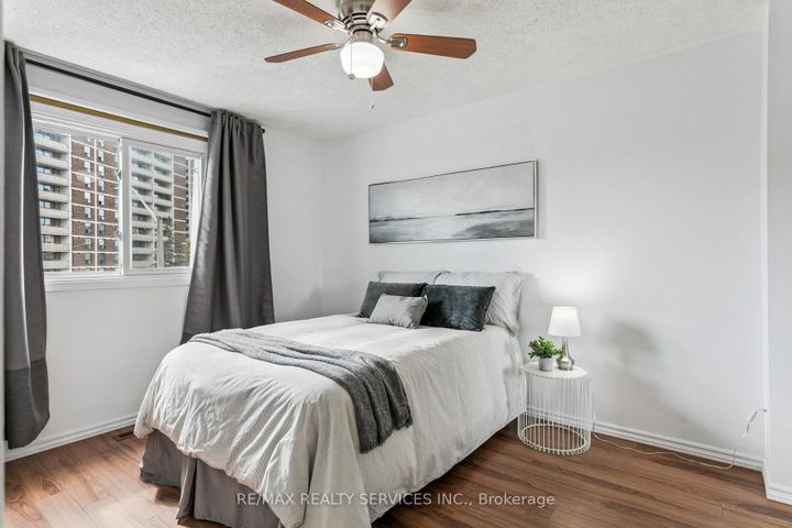 Photo 20 at 112 - 3175 Kirwin Avenue, Cooksville, Mississauga
