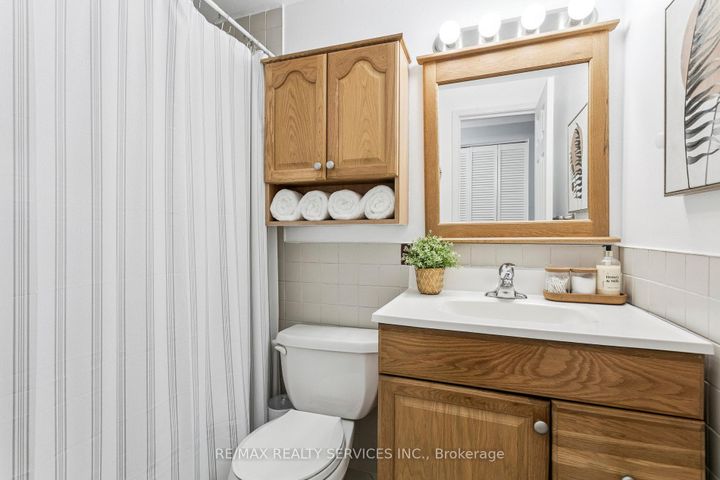 Photo 30 at 112 - 3175 Kirwin Avenue, Cooksville, Mississauga