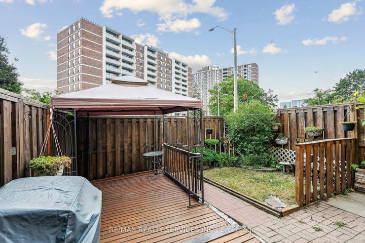 Photo 35 at 112 - 3175 Kirwin Avenue, Cooksville, Mississauga