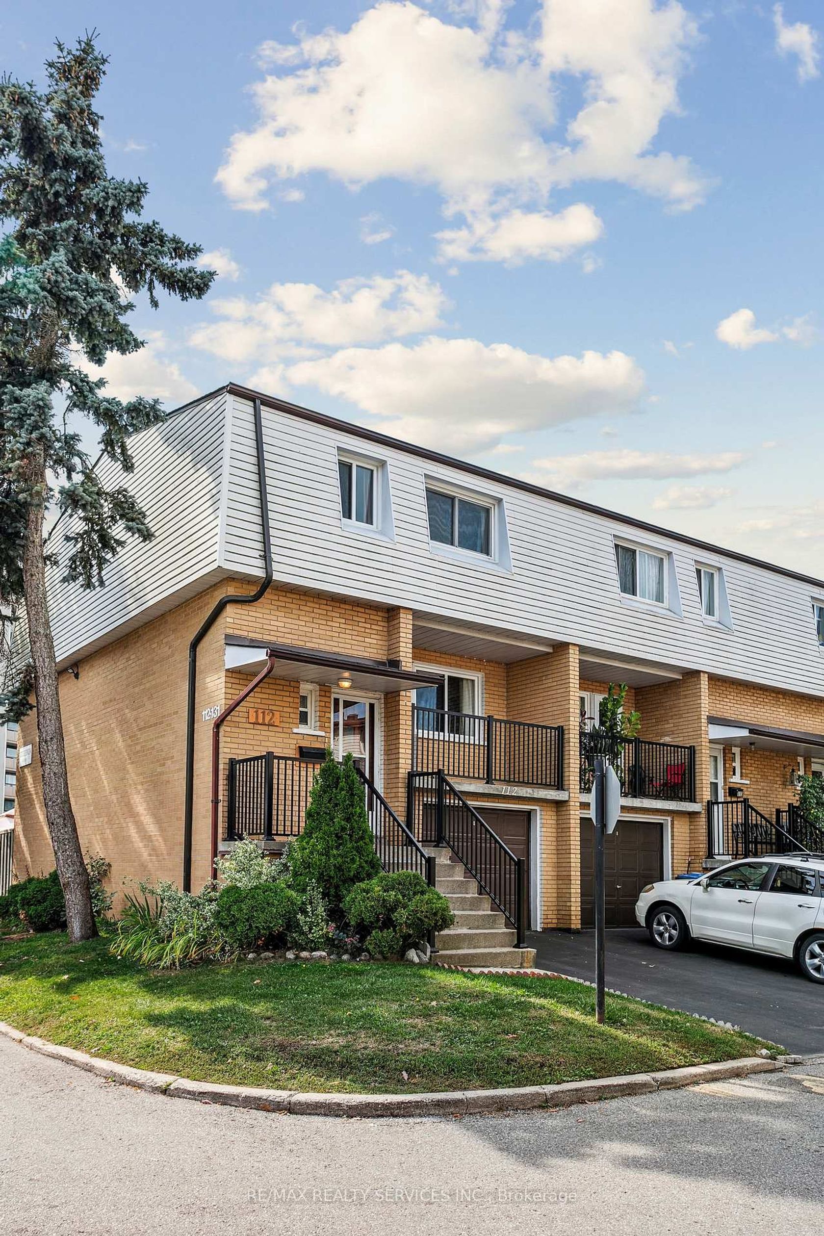112 - 3175 Kirwin Avenue, Cooksville, Mississauga 2