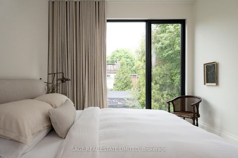 Photo 31 at 239 Borden Street, University, Toronto