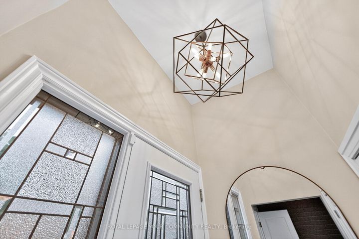 Photo 2 at 267 Jeffcoat Drive, Clairville, Toronto