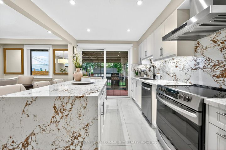 Photo 13 at 267 Jeffcoat Drive, Clairville, Toronto