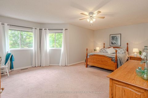 Photo 10 at 47 Finlay Road, West Bayfield, Barrie Photo 10 at 47 Finlay Road, West Bayfield, Barrie