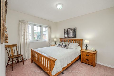Photo 14 at 47 Finlay Road, West Bayfield, Barrie Photo 14 at 47 Finlay Road, West Bayfield, Barrie