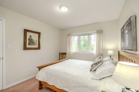 Photo 15 at 47 Finlay Road, West Bayfield, Barrie Photo 15 at 47 Finlay Road, West Bayfield, Barrie