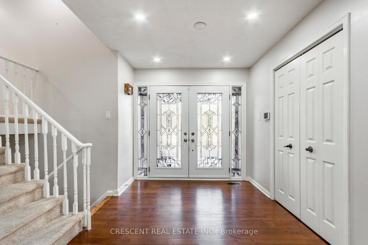Photo 2 at 42 Boreham Circle, Snelgrove, Brampton