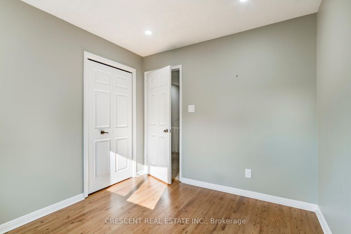 Photo 25 at 42 Boreham Circle, Snelgrove, Brampton