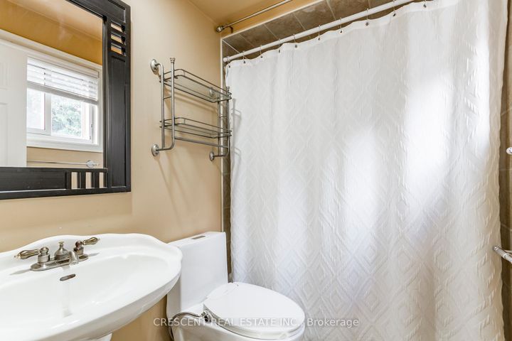 Photo 31 at 42 Boreham Circle, Snelgrove, Brampton