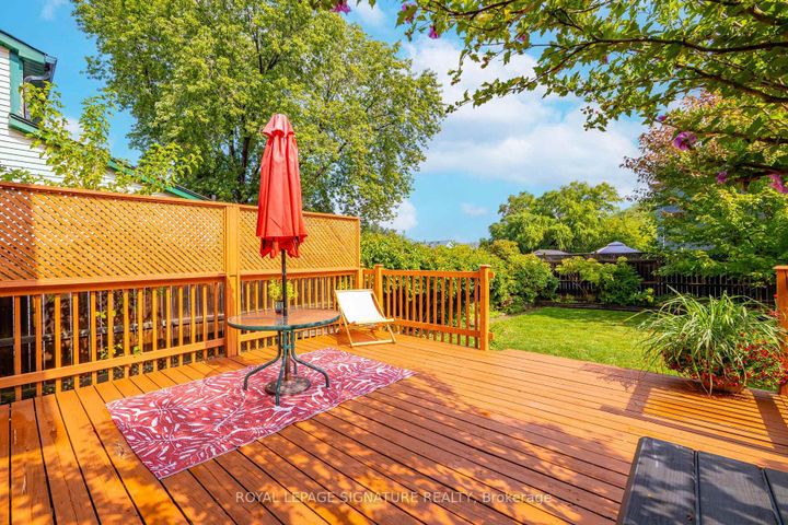 Photo 43 at 3330 Kings Masting Crescent, Erin Mills, Mississauga