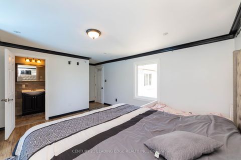 Photo 29 at 13286 Dufferin Street, King City, King