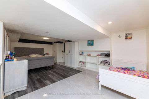 Photo 37 at 13286 Dufferin Street, King City, King