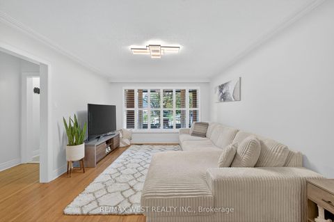 Photo 11 at 43 St Georges Boulevard, The Westway, Toronto