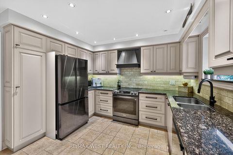 Photo 18 at 43 St Georges Boulevard, The Westway, Toronto