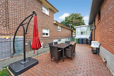 Photo 43 at 43 St Georges Boulevard, The Westway, Toronto