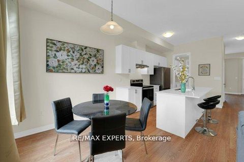 Photo 24 at 87 De La Roche Drive N, Vellore Village, Vaughan