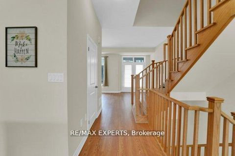 Photo 26 at 87 De La Roche Drive N, Vellore Village, Vaughan