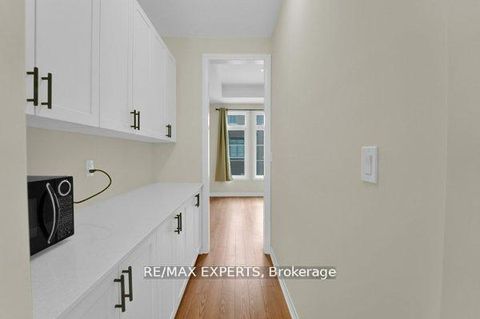 Photo 34 at 87 De La Roche Drive N, Vellore Village, Vaughan