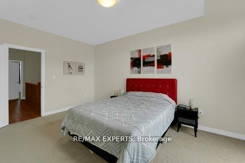 Photo 36 at 87 De La Roche Drive N, Vellore Village, Vaughan