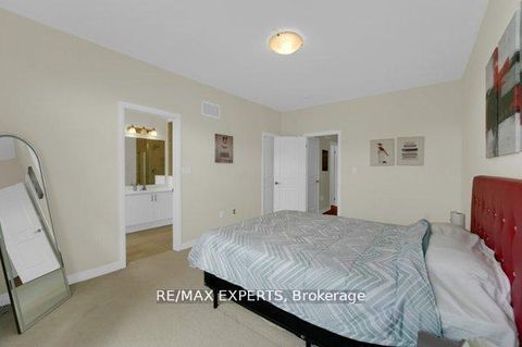 Photo 37 at 87 De La Roche Drive N, Vellore Village, Vaughan