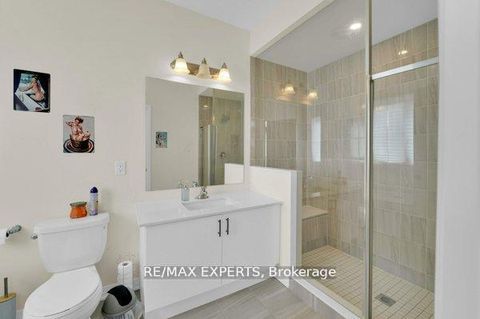 Photo 38 at 87 De La Roche Drive N, Vellore Village, Vaughan