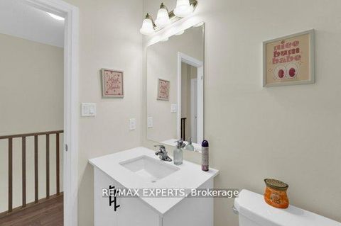 Photo 43 at 87 De La Roche Drive N, Vellore Village, Vaughan